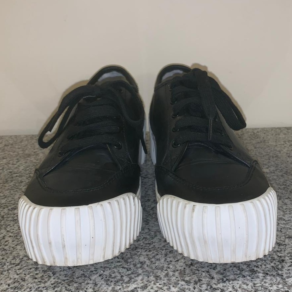 Marc by Marc Jacobs Riley Lowtop Lace-Up Sneaker